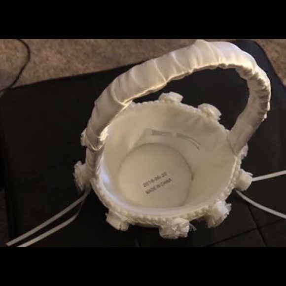 Flower Girl Basket - Picture 2 of 3